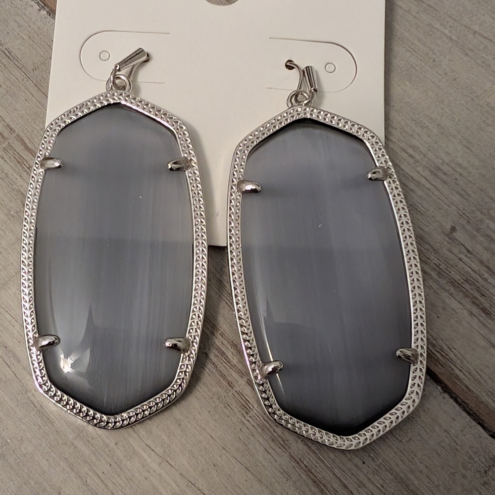 Kendra Scott Danielle Earrings Silver And Gray Cat's Eye